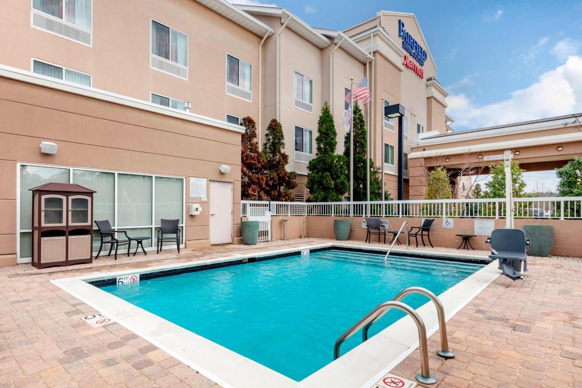 Fairfield Inn & Suites Columbus Bagian luar foto
