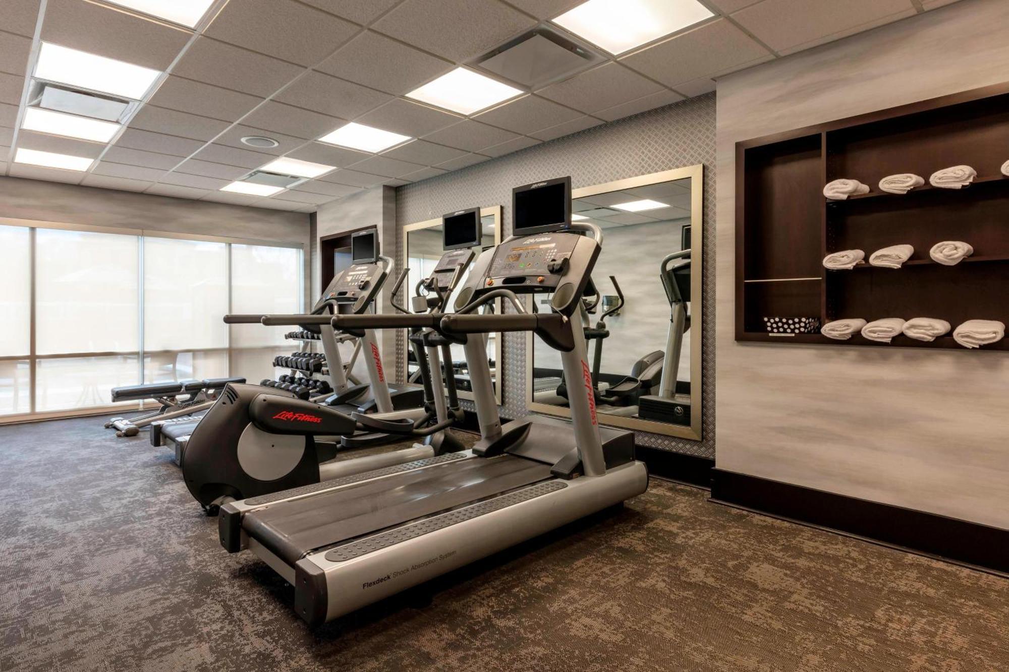 Fairfield Inn & Suites Columbus Bagian luar foto