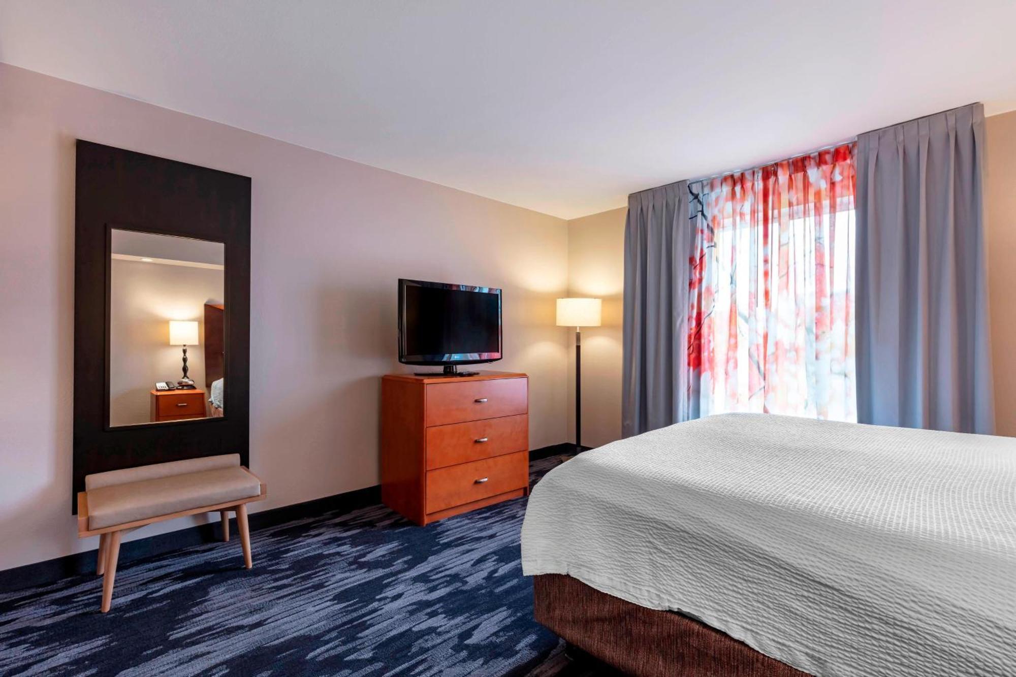 Fairfield Inn & Suites Columbus Bagian luar foto