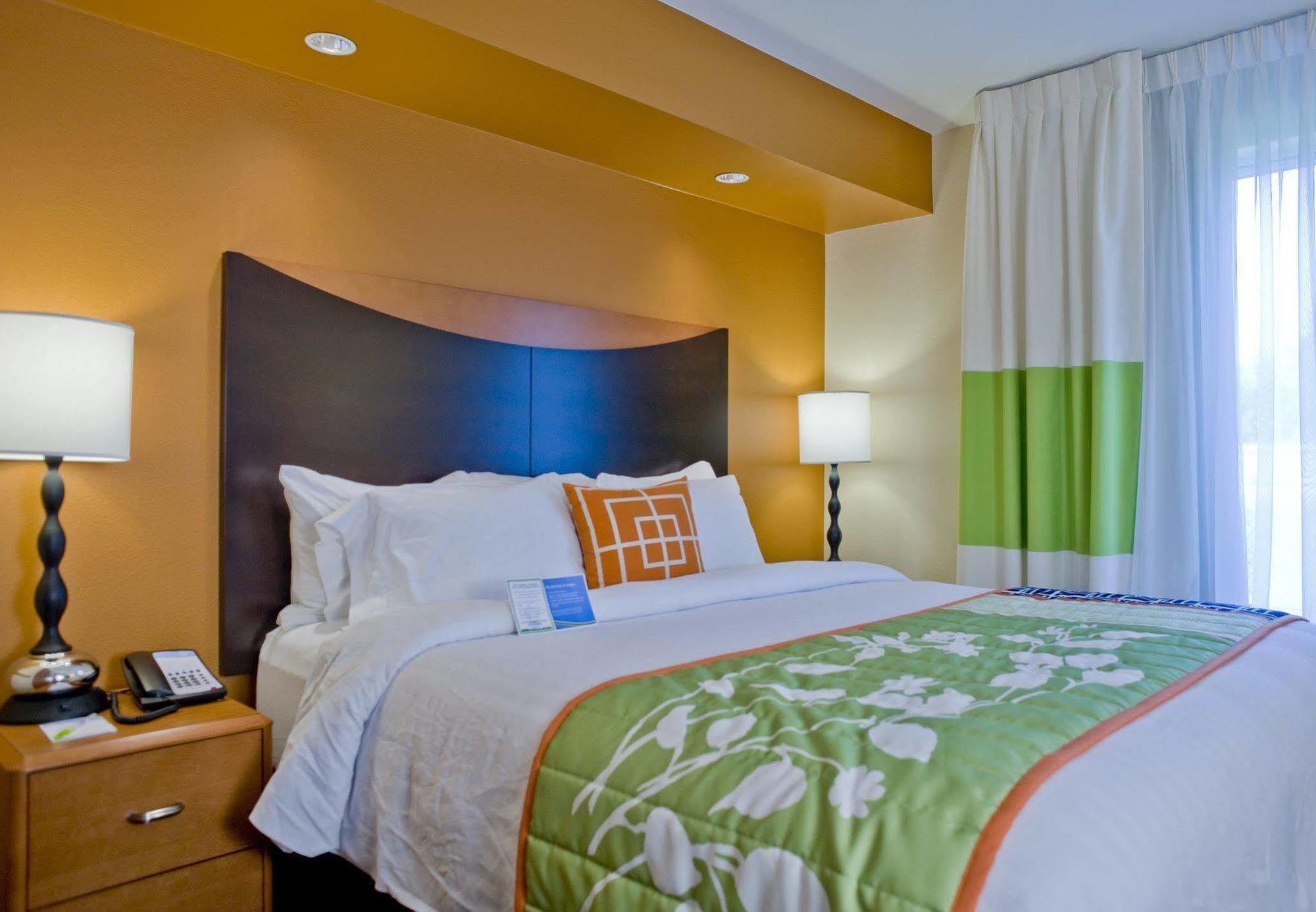 Fairfield Inn & Suites Columbus Ruang foto